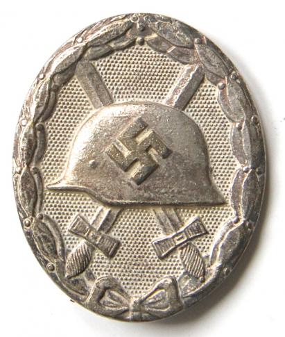 GERMAN WW2 SILVER WOUND BADGE - RUDOLF WÄCHTLER & LANGE