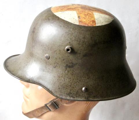 WW1 GERMAN - M16 MEDICS HELMET - FEATURED IN BOOK