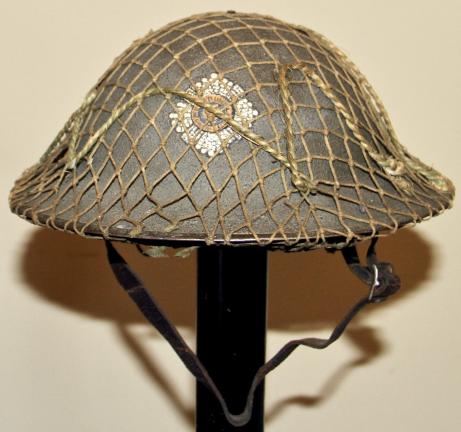 SCOTS GUARDS OFFICERS WW1 HELMET WITH INSIGNIA