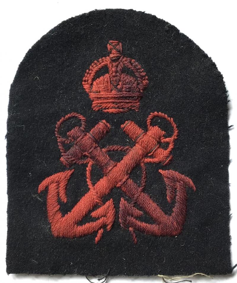 WW2 ROYAL NAVY PETTY OFFICERS SLEEVE BADGE