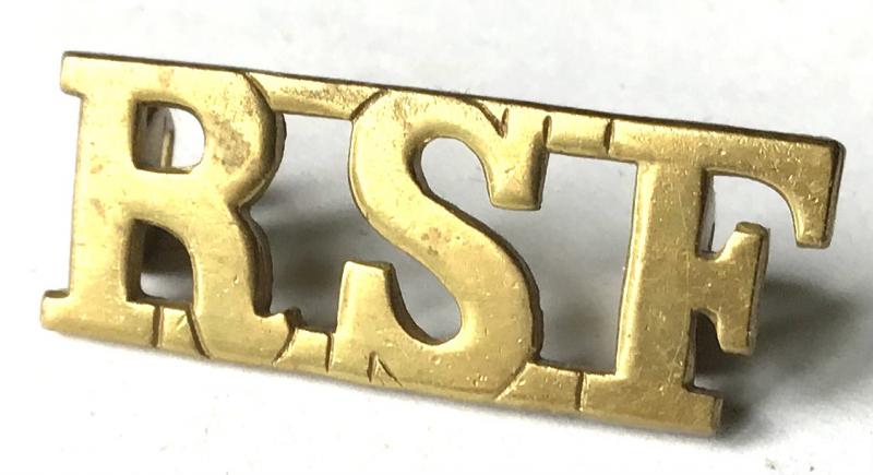 WW1 - RSF (ROYAL SCOTS FUSILIERS) SHOULDER TITLE