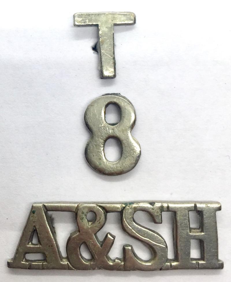 WW1 - T 8 A&SH ARGYLL & SUTHERLAND HLDRS. 3 PIECE TERRITORIAL  SHOULDER TITLE