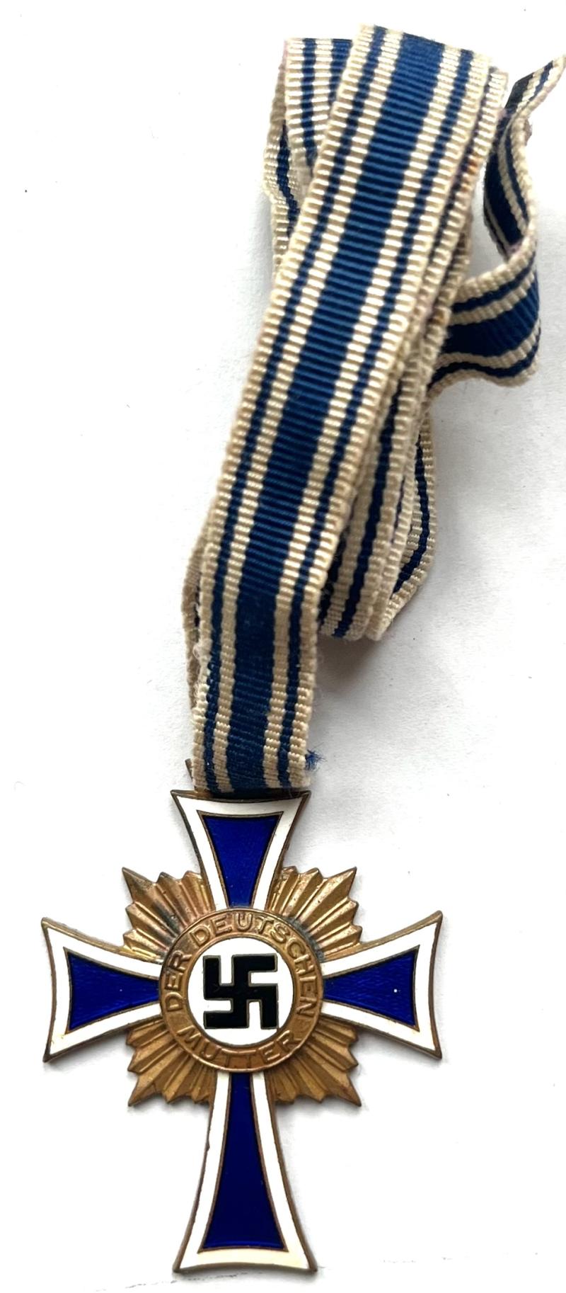 WW2 GERMAN MOTHERS CROSS BRONZE GRADE