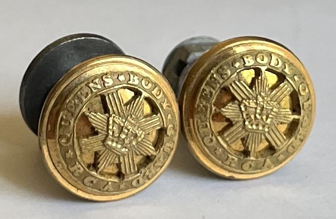 VICTORIAN - QUEEN’S BODYGUARD SHOULDER - EPAULETTE BUTTON PAIR
