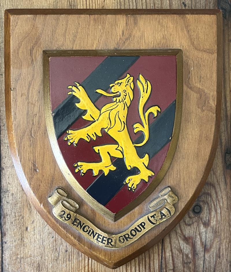 ROYAL ENGINEERS - 29 ENGINEER GROUP WOODEN WALL PLAQUE