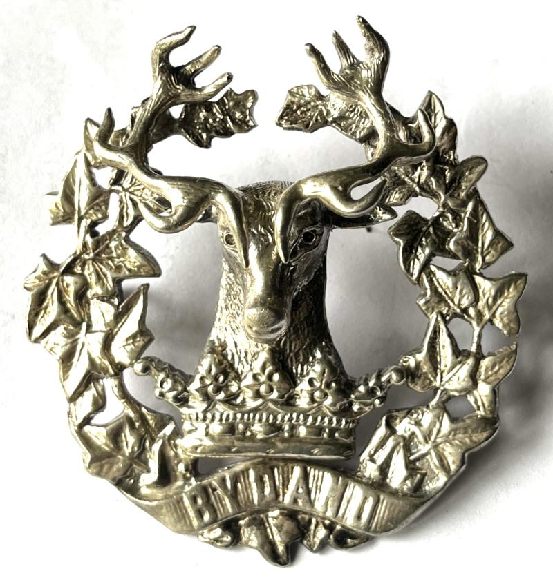 WW2 - GORDON HIGHLANDERS - 1938 EDINBURGH SILVER H/M OFFICERS CAP BADGE - ANDERSONS - T.E.