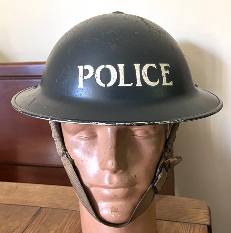 WW2 POLICE HOME FRONT HELMET - 1939 DTD.