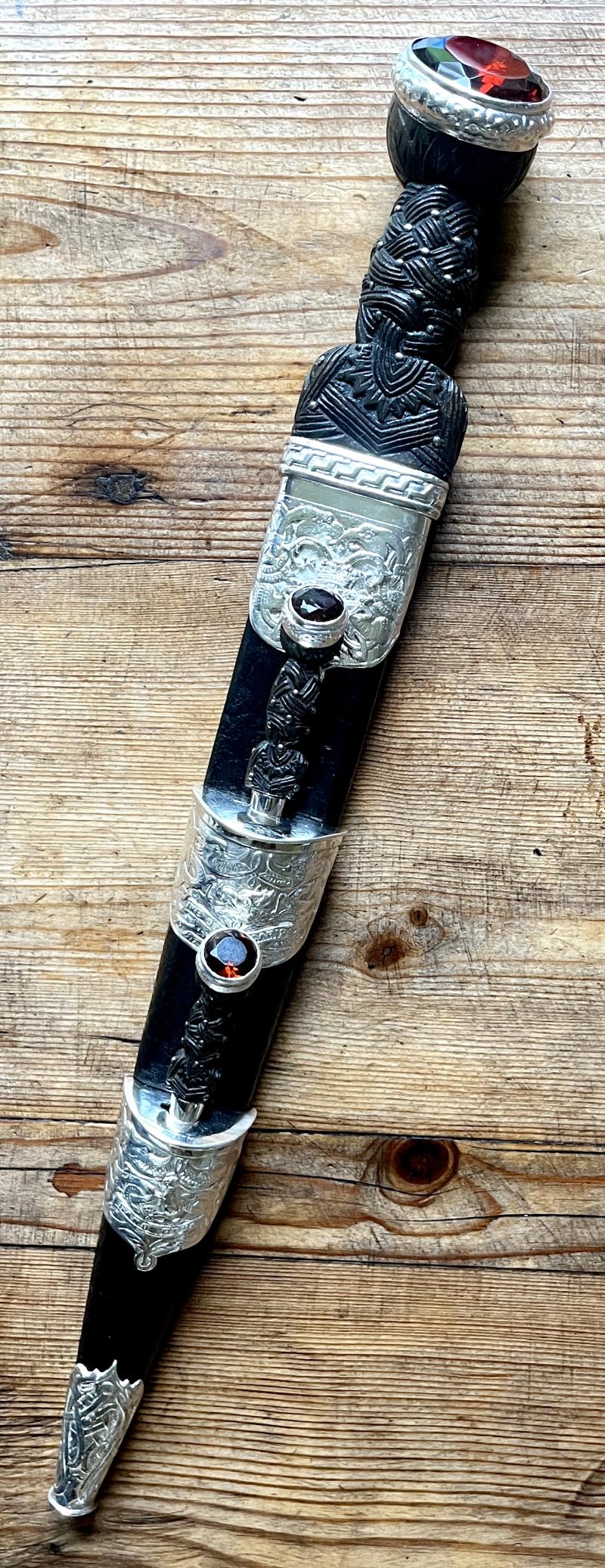 ARGYLL & SUTHERLAND HIGHLANDERS WW2 OFFICERS DIRK - ANDERSON EDINBURGH