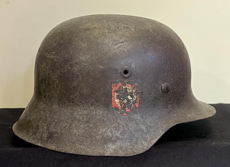 WW2 GERMAN - POLIZEI M42 HELMET - EF 64