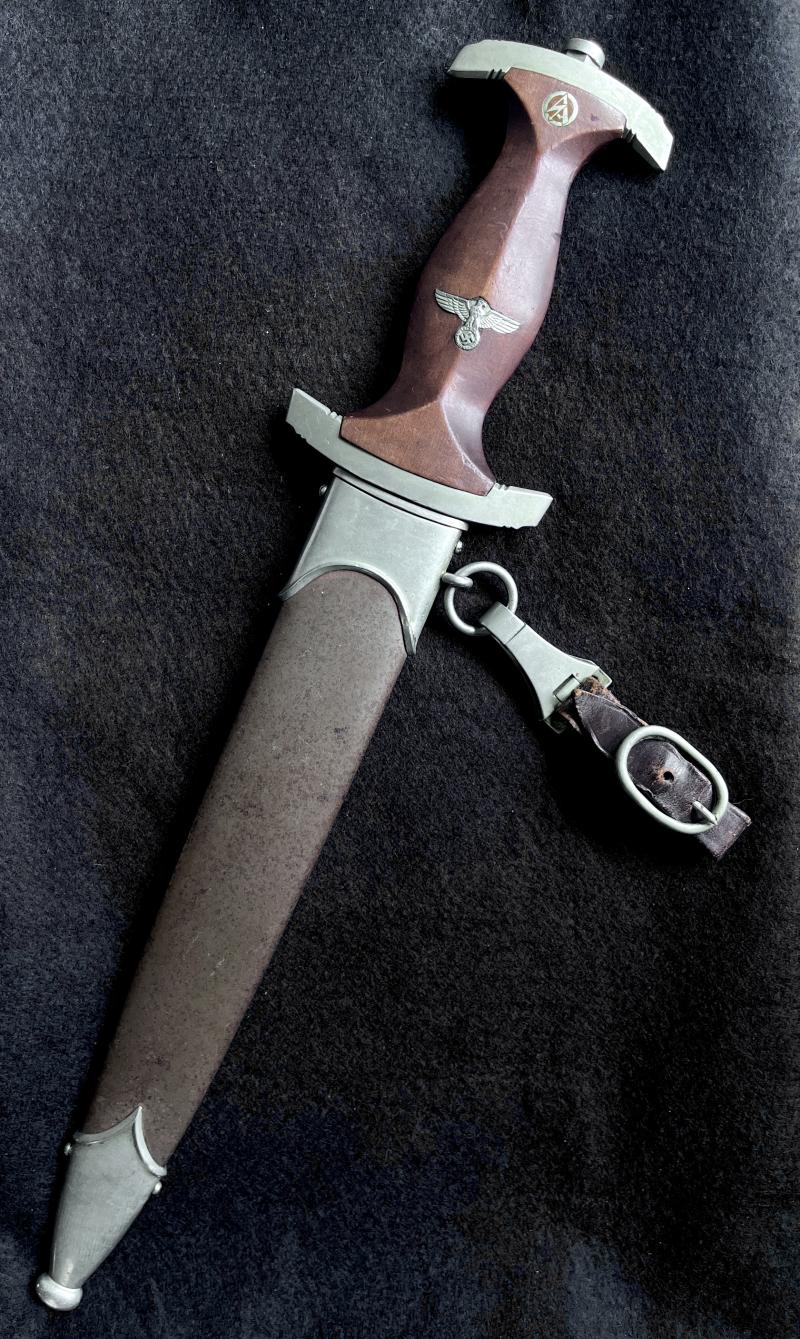 RARE - S.A. DAGGER - PETER LUNGSTRASS C/W HANGER - VET BRINGBACK