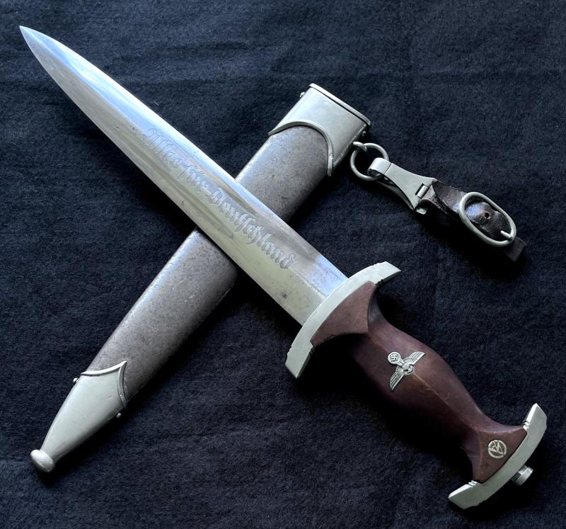RARE - S.A. DAGGER - PETER LUNGSTRASS C/W HANGER - VET BRINGBACK
