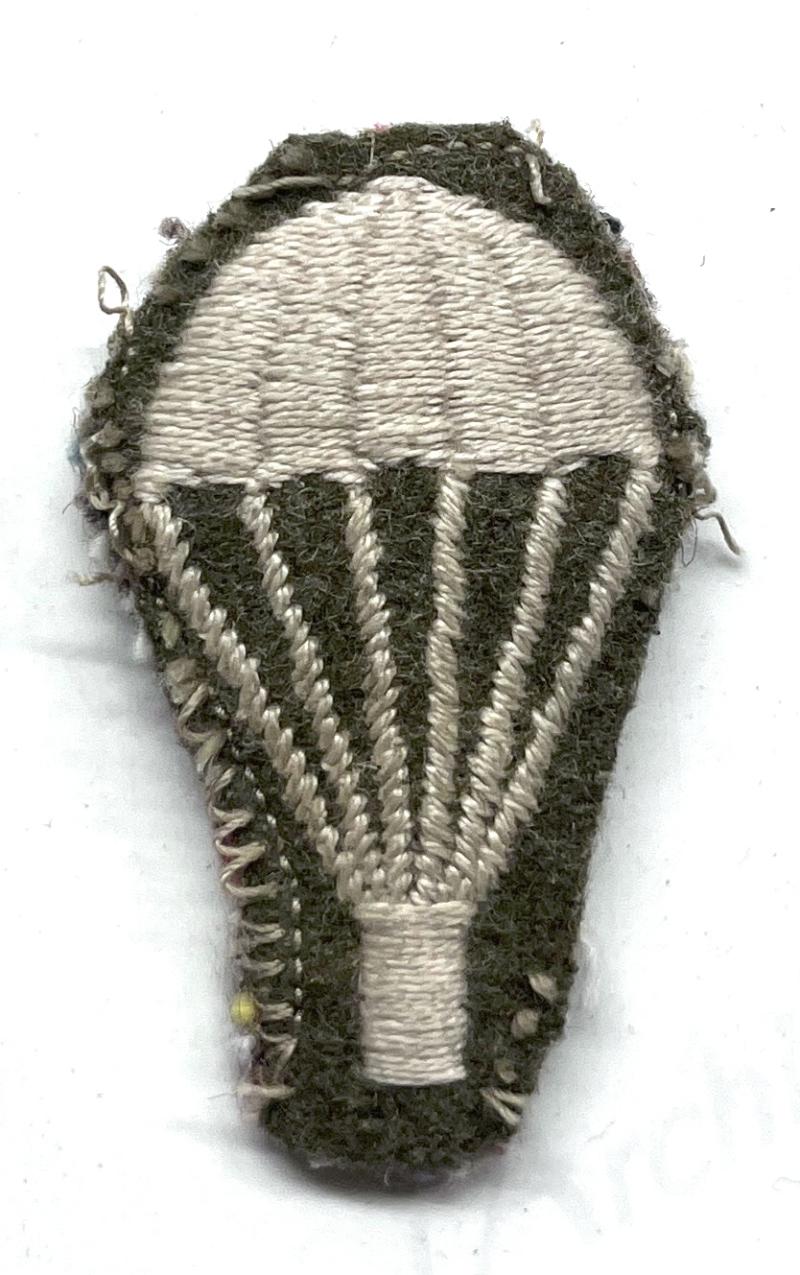 WW2 BRITISH PARACHUTE TRAINED EMBROIDERED CUFF BADGE