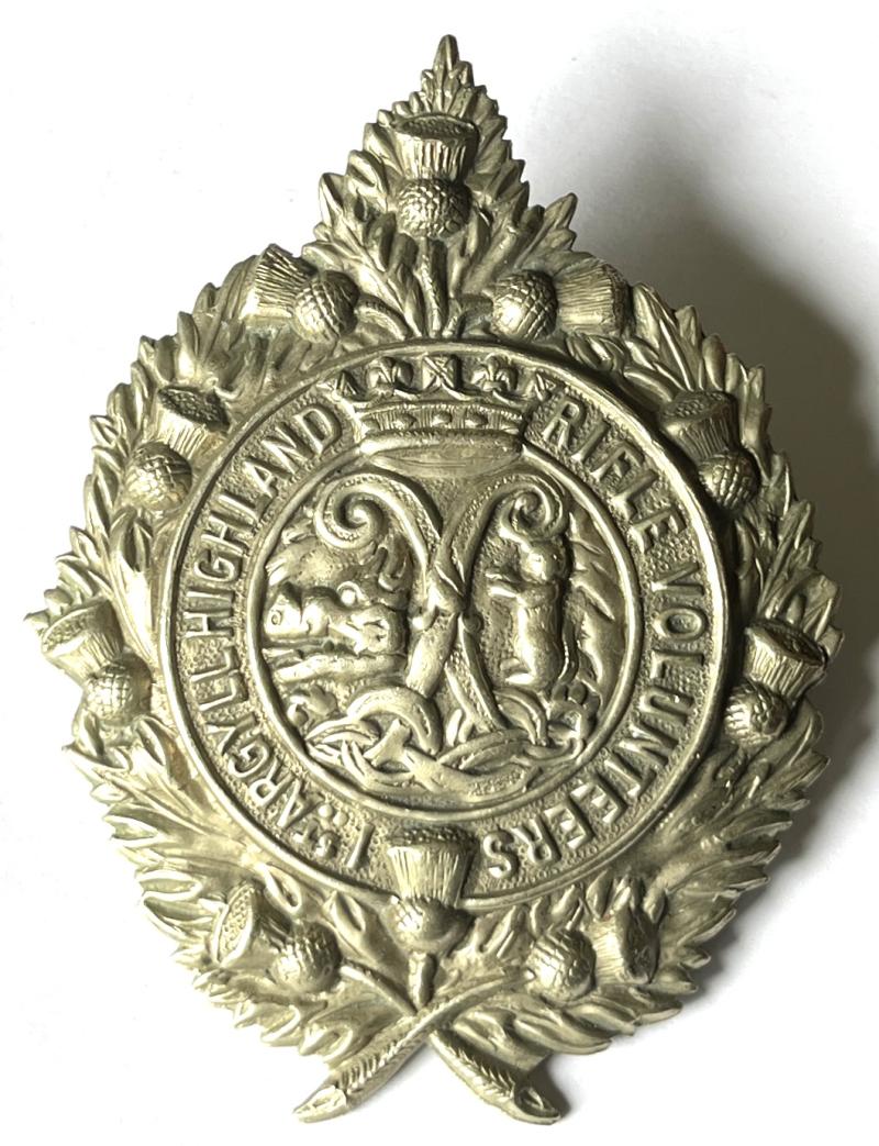 1ST ARGYLL HIGHLAND RIFLE VOLUNTEERS - ( ARGYLL& SUTHERLAND HLDRS. ) SOLID CENTRE CAP BADGE