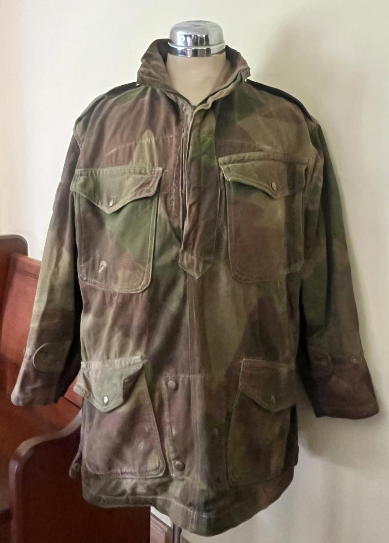 BRITISH AIRBORNE PARATROOPERS DENISON SMOCK 1946