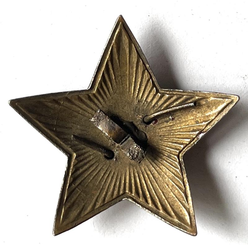 WW2 1935 PATTERN OFFICERS RED CAP STAR HAT BADGE