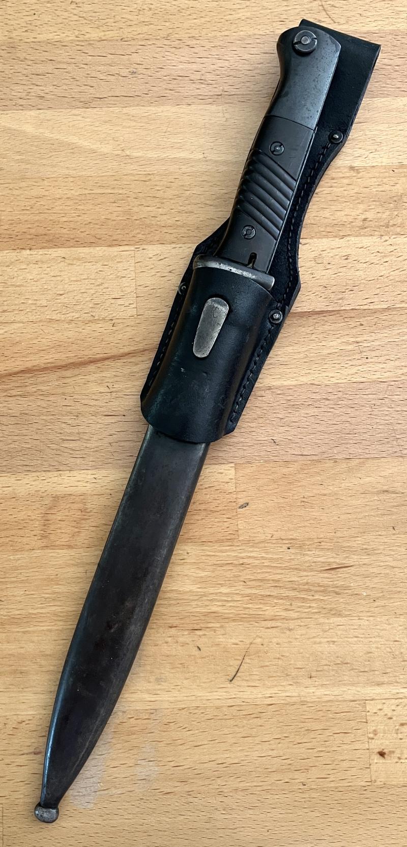 WW2 GERMAN K98 BAYONET WITH LEATHER FROG & MATCHING NUMBERS