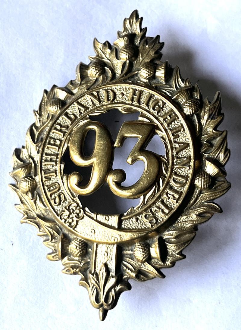 93RD HLDRS - (ARGYLL & SUTHERLAND) - BRASS GLENGARRY BADGE -1879