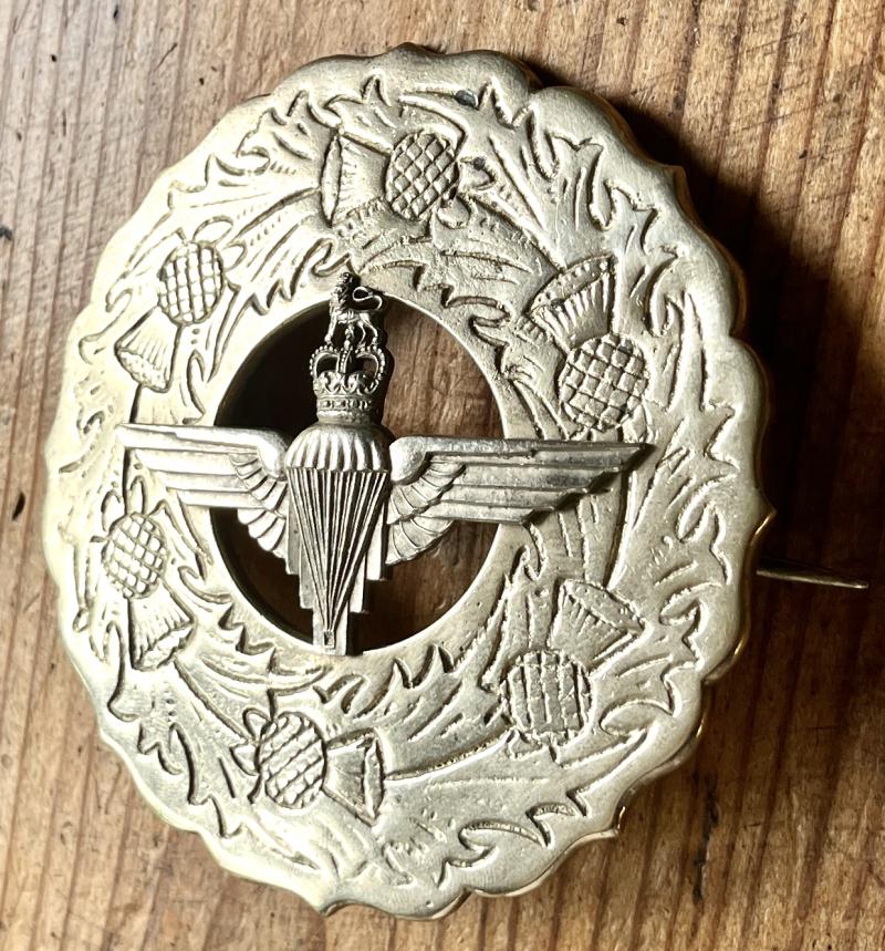 15 ( SCOTTISH ) PARA - PIPERS PLAID BROOCH