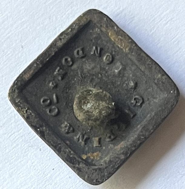 93RD OF FOOT ( ARGYLL & SUTHERLAND HLDRS. ) - CRIMEA EXCAVATED - LARGE TUNIC BUTTON