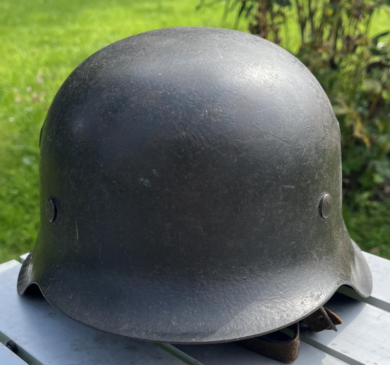 WW2 - M42 - GERMAN ARMY SINGLE DECAL HELMET